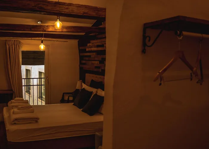 Sir Thomas Bed * Bolzano